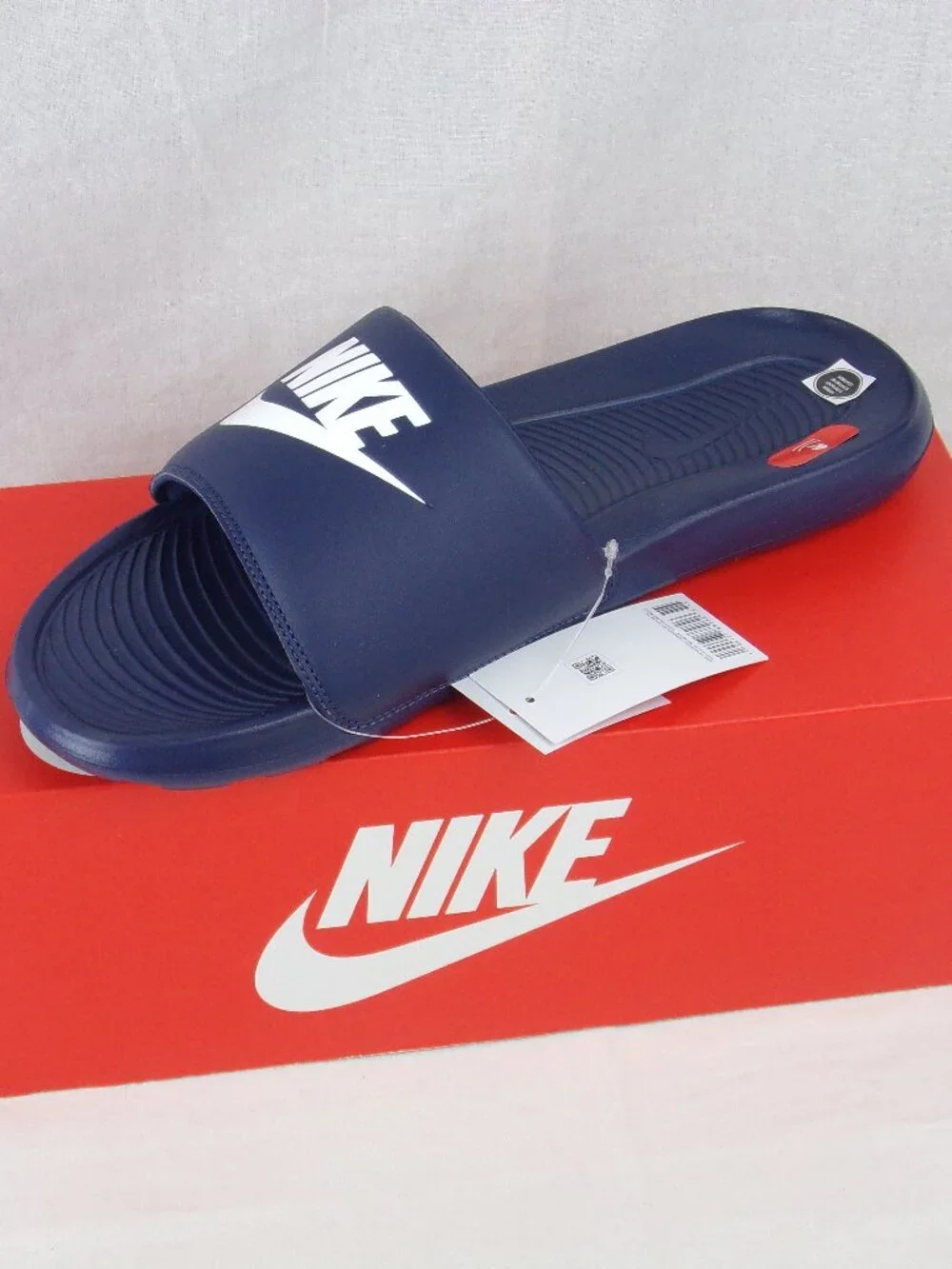 Nike Victori One Mens Size 13 Blue Slip On Slides Sandals CN9675-401